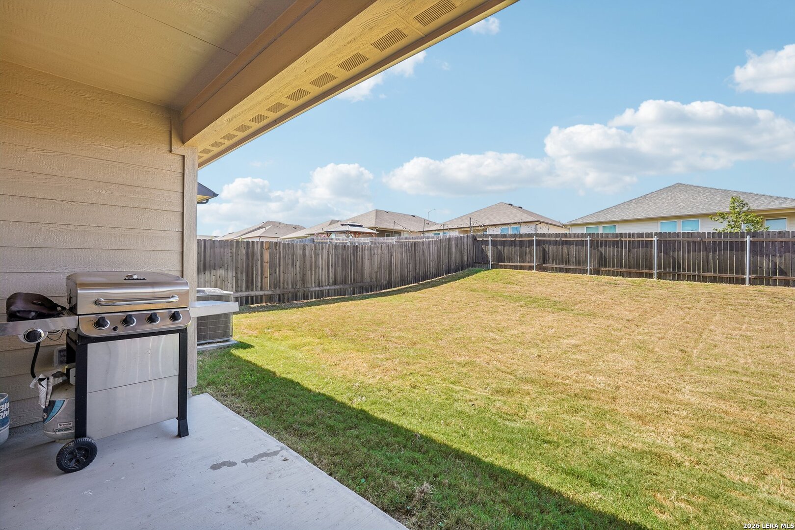 841 BAHIA PL