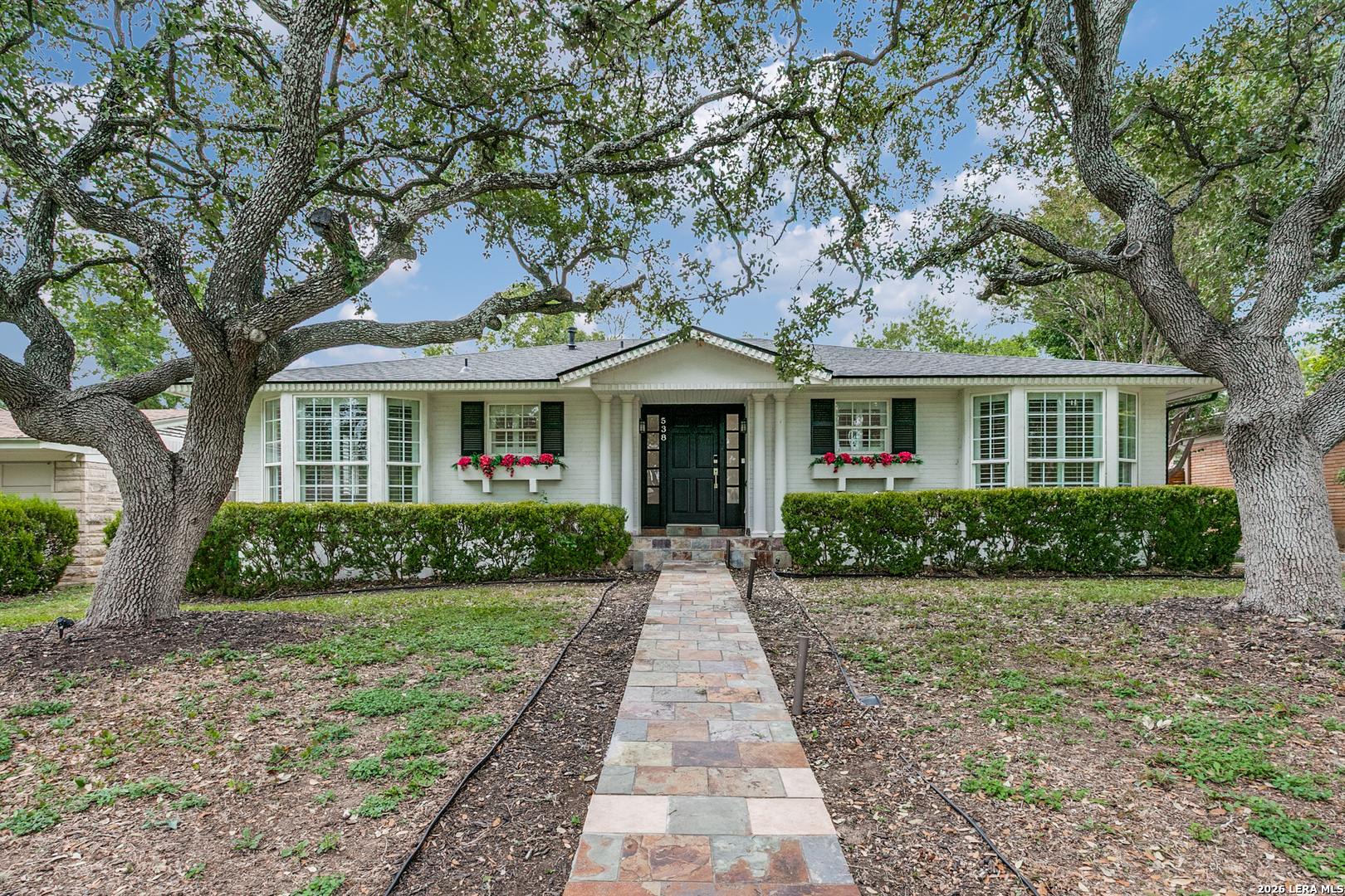 538 OAKLEAF DR