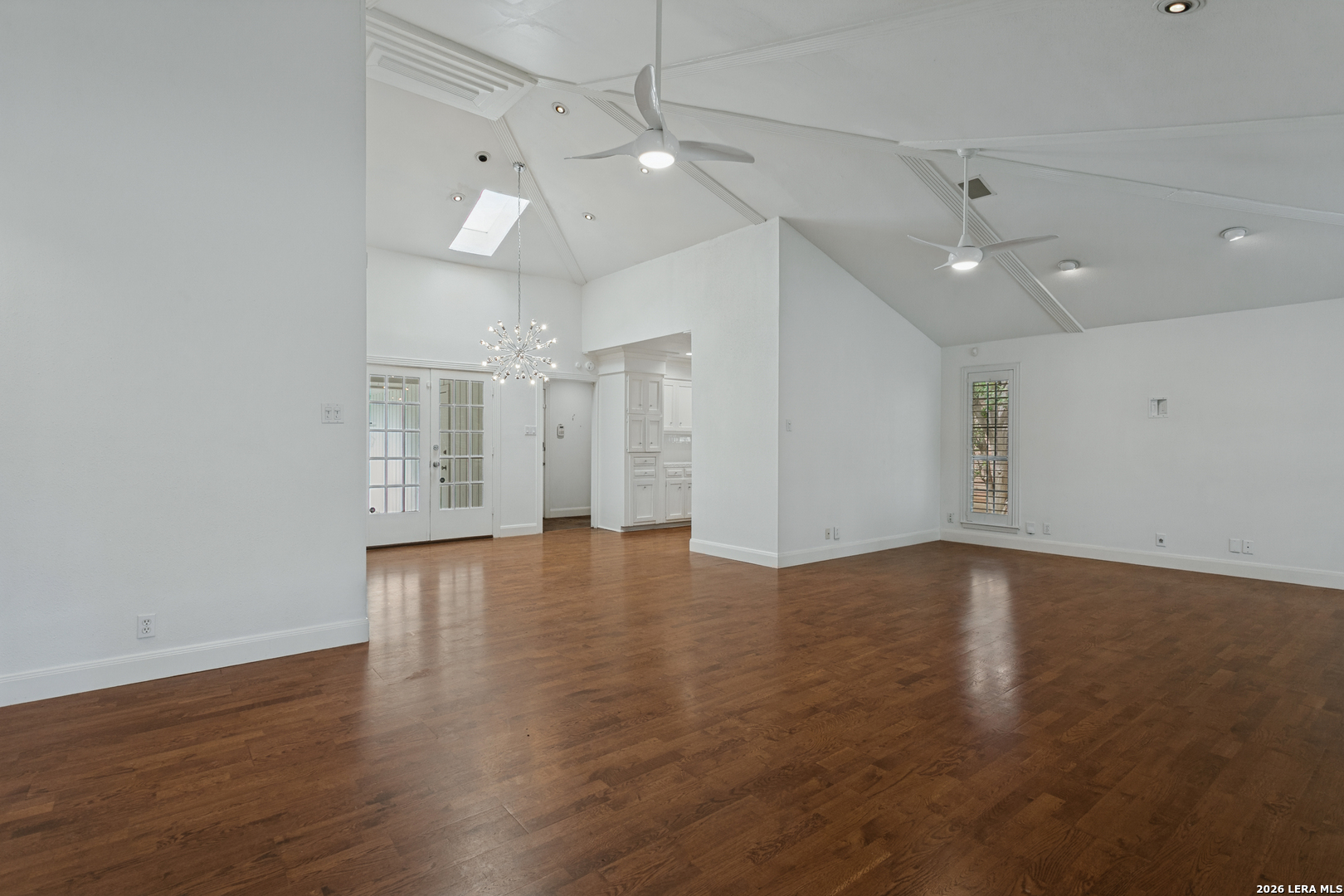 538 OAKLEAF DR