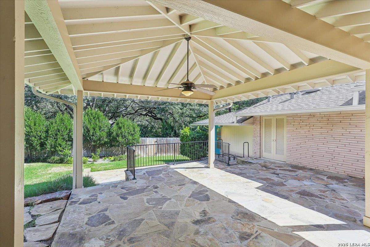 155 Hillview Dr