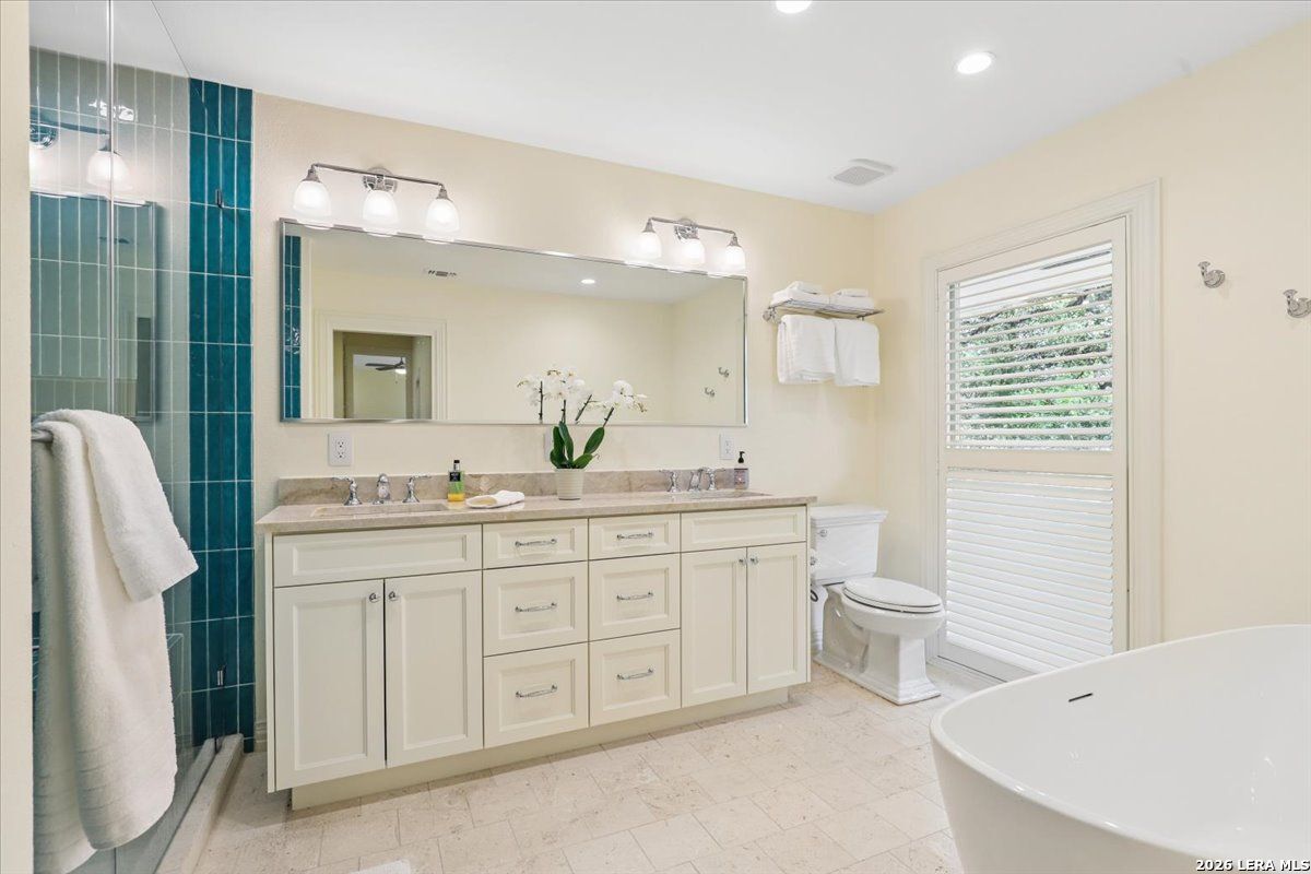 155 Hillview Dr