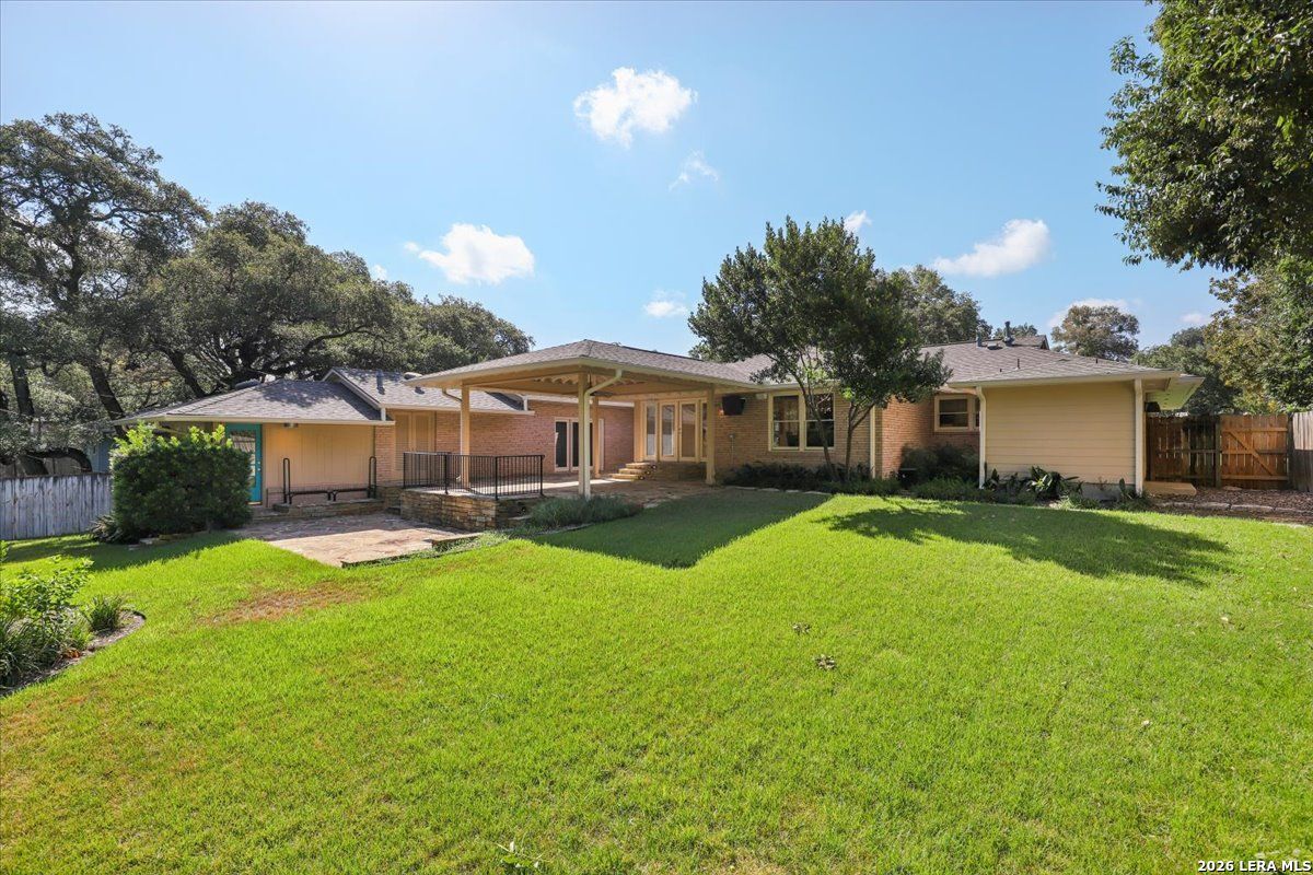 155 Hillview Dr