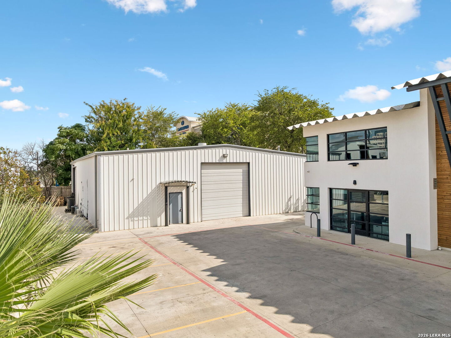 778 Isom Road Unit: 102