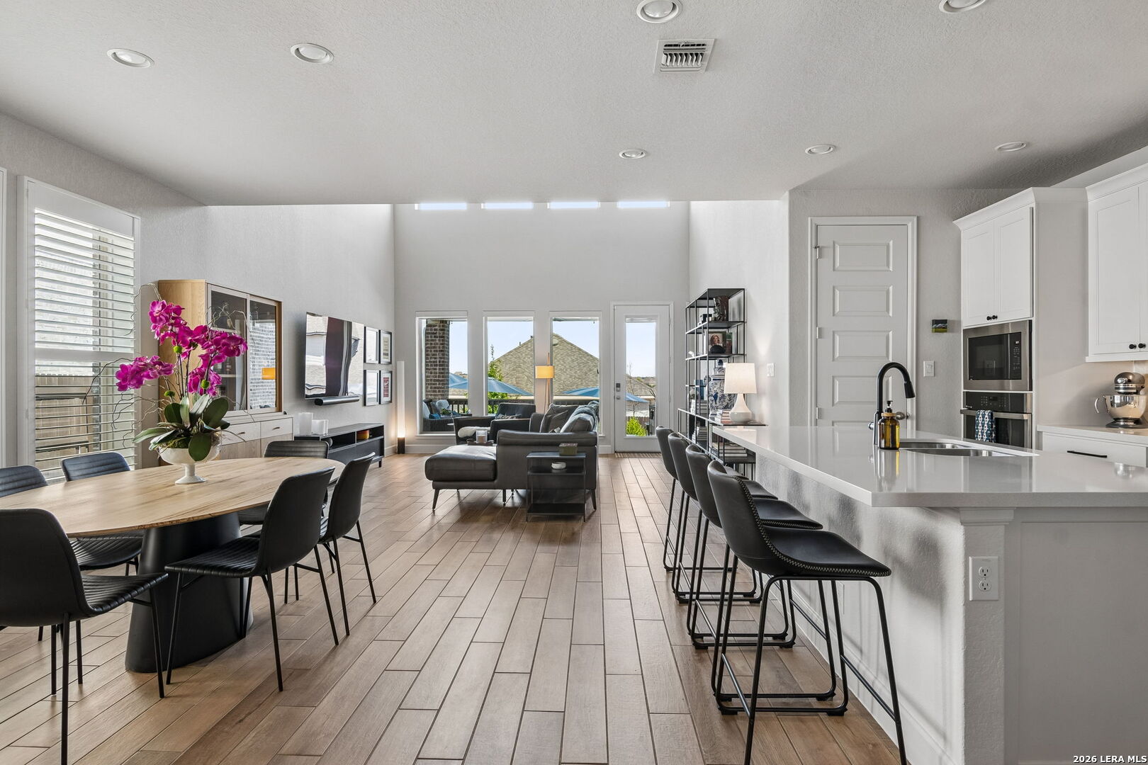2122 Dalhart