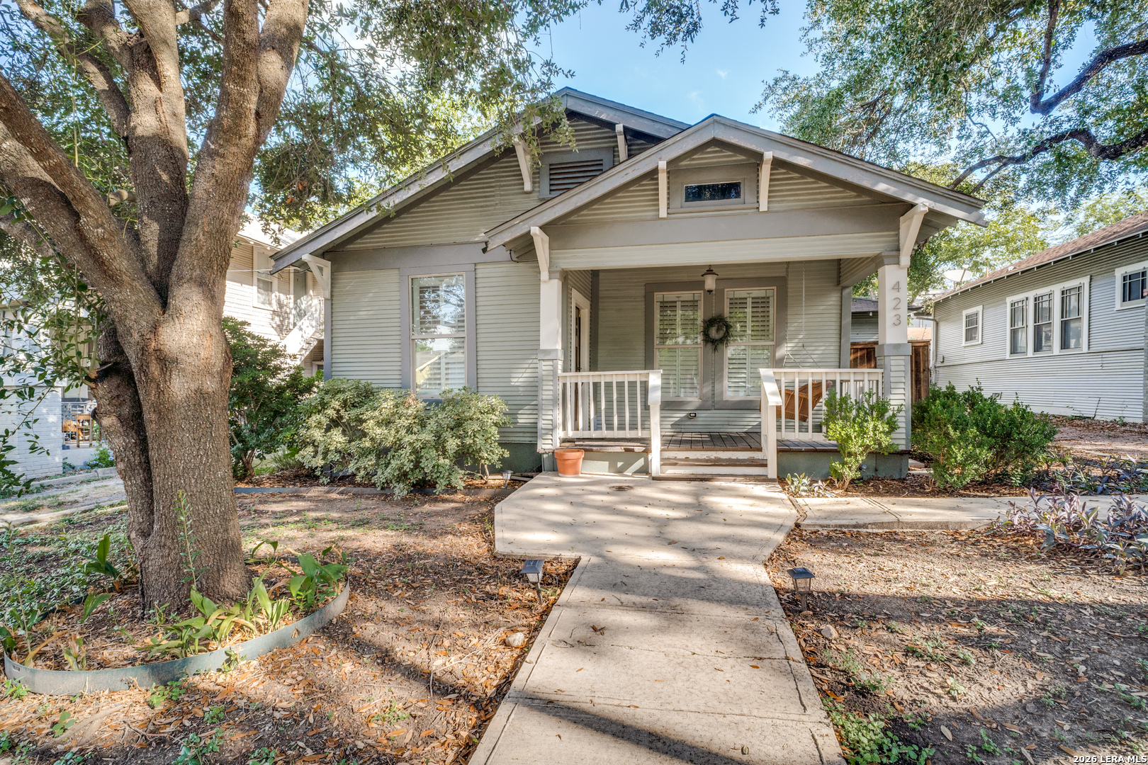 423 Queen Anne Ct