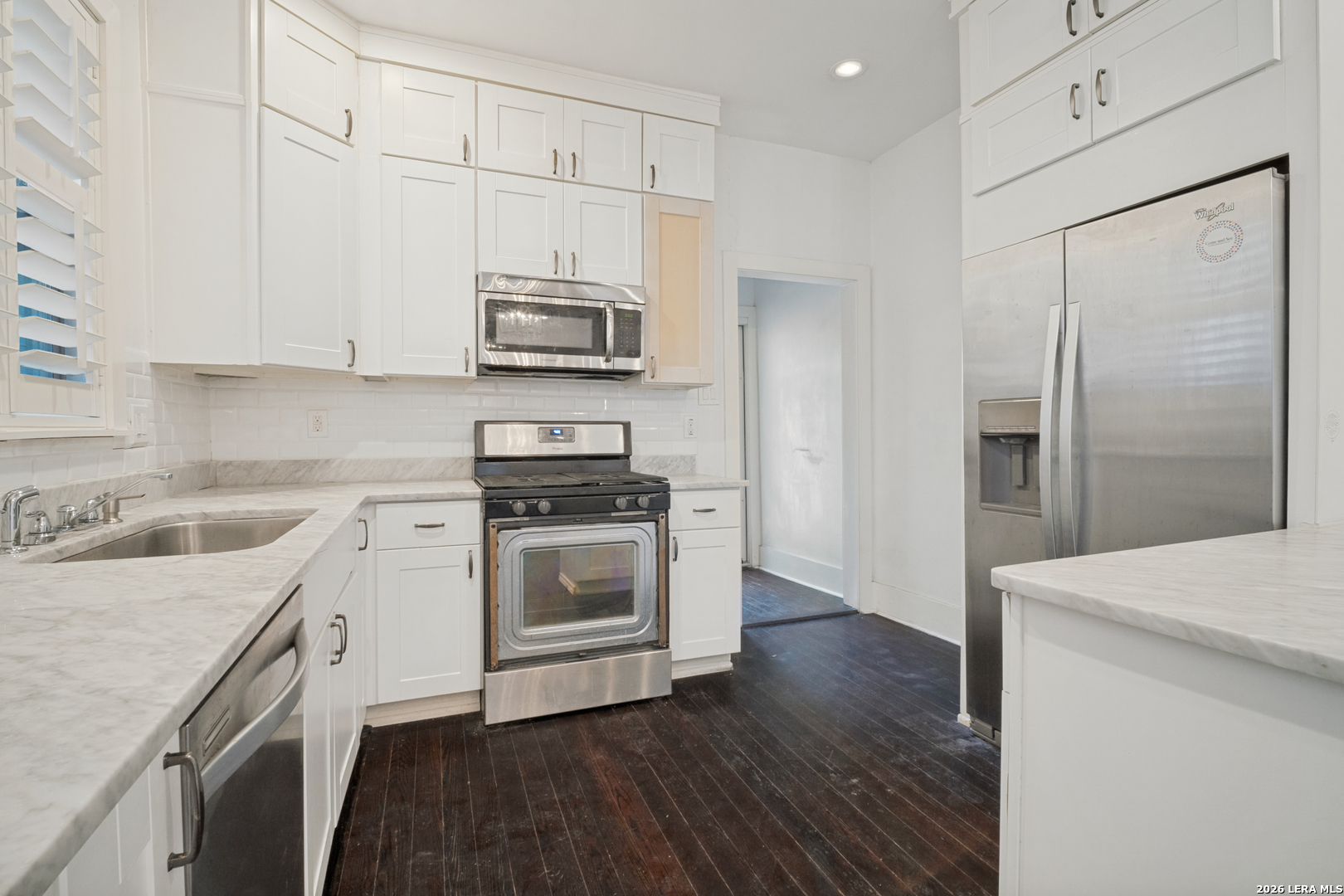 423 Queen Anne Ct