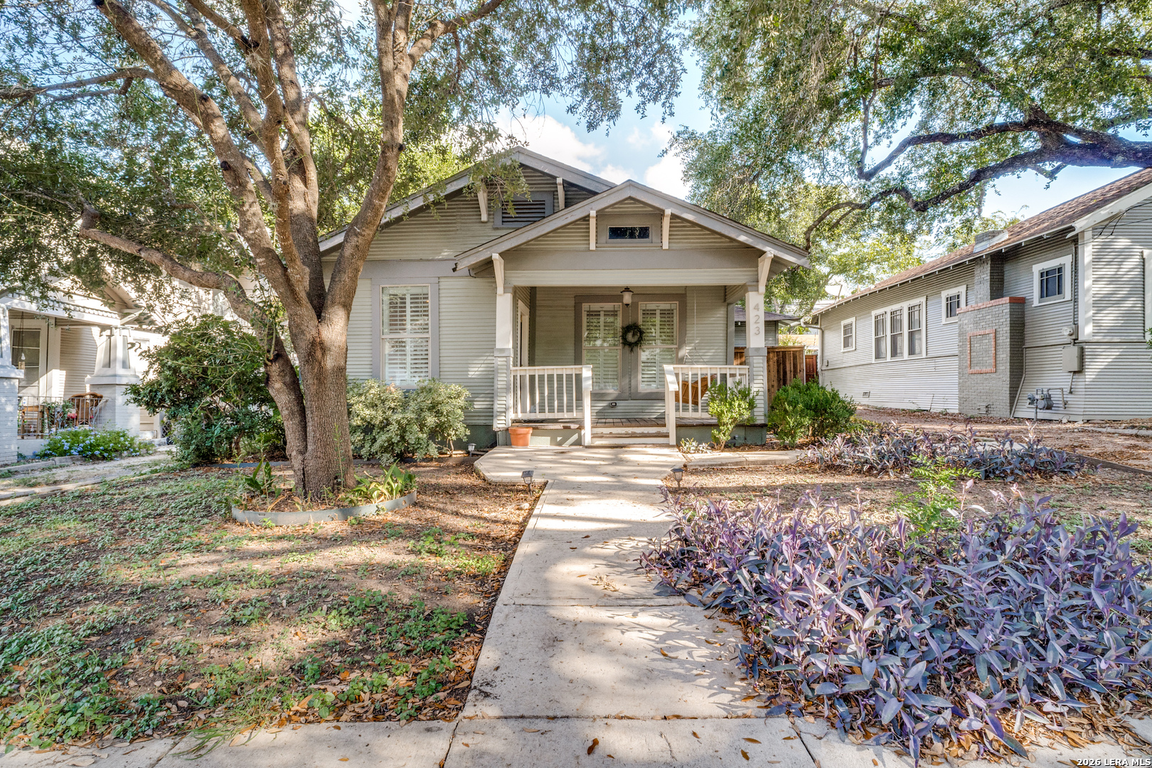 423 Queen Anne Ct