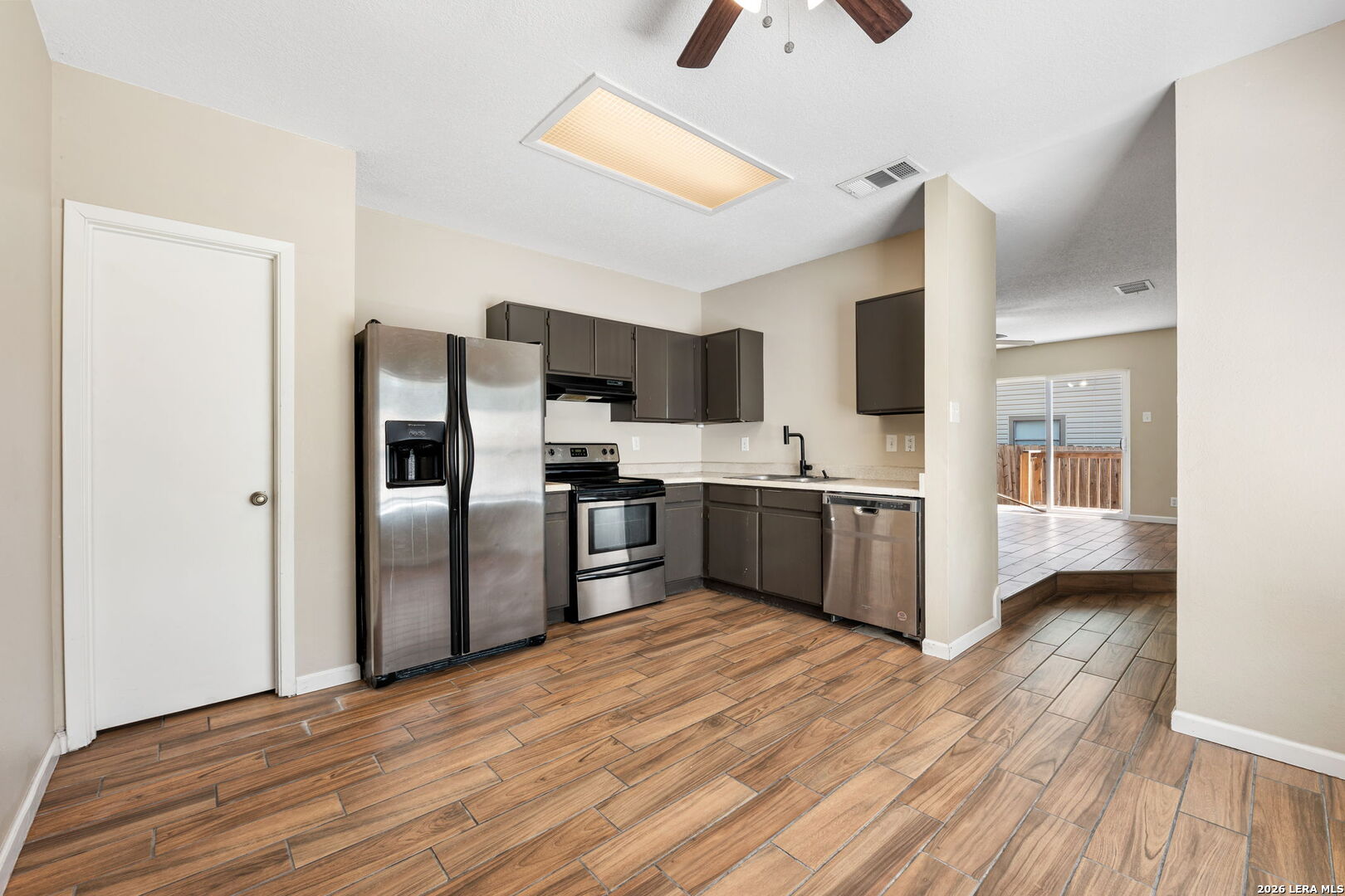 816 Meadow Stone