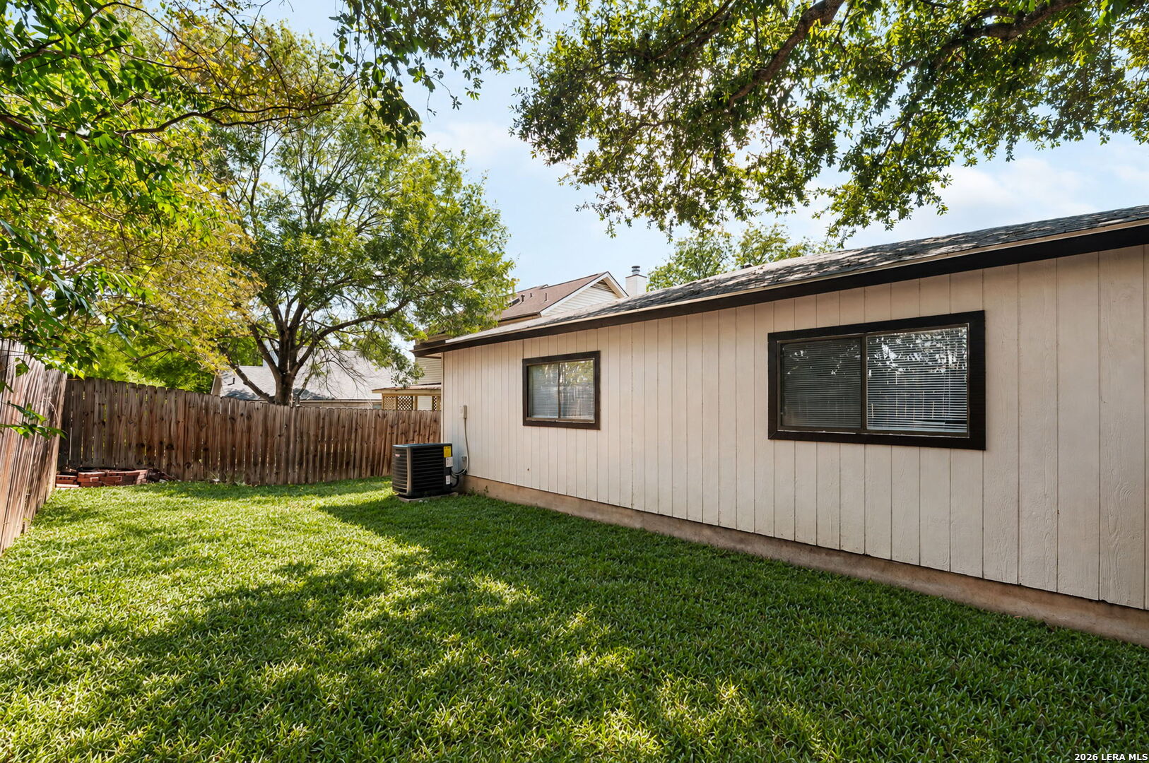 816 Meadow Stone