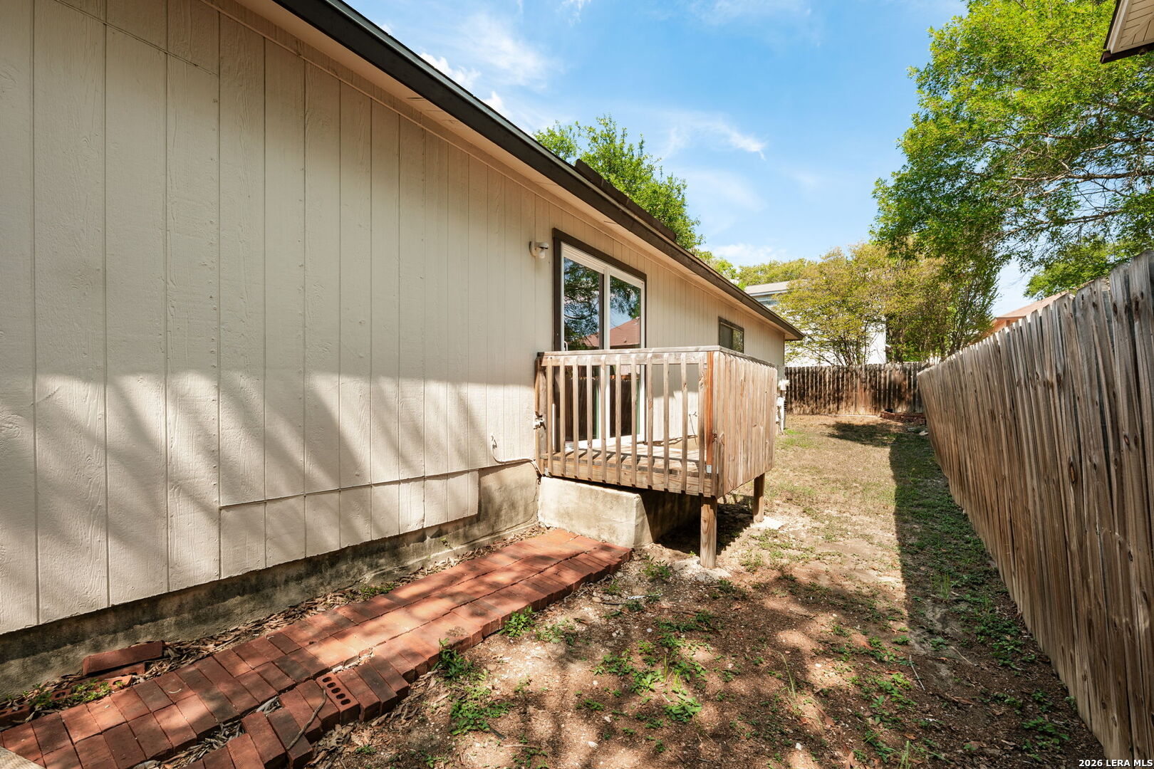 816 Meadow Stone