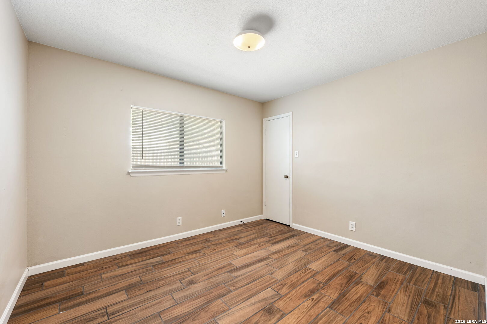 816 Meadow Stone