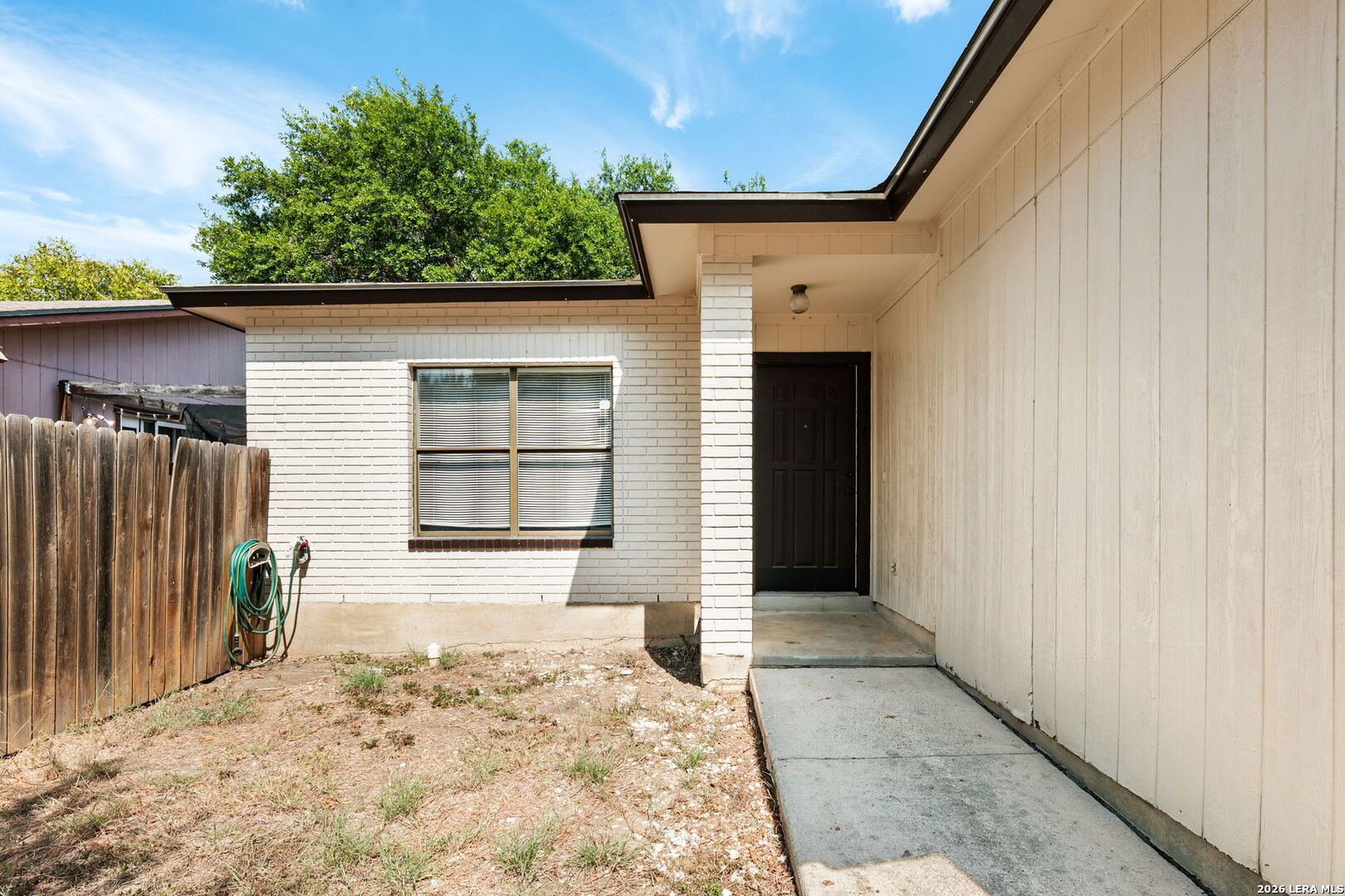 816 Meadow Stone