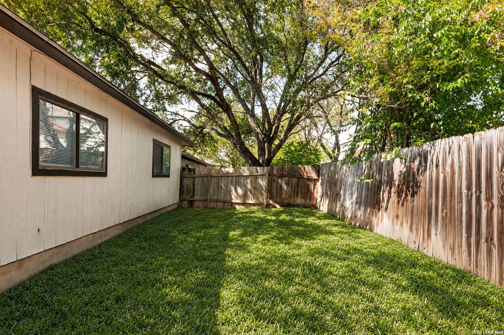 816 Meadow Stone