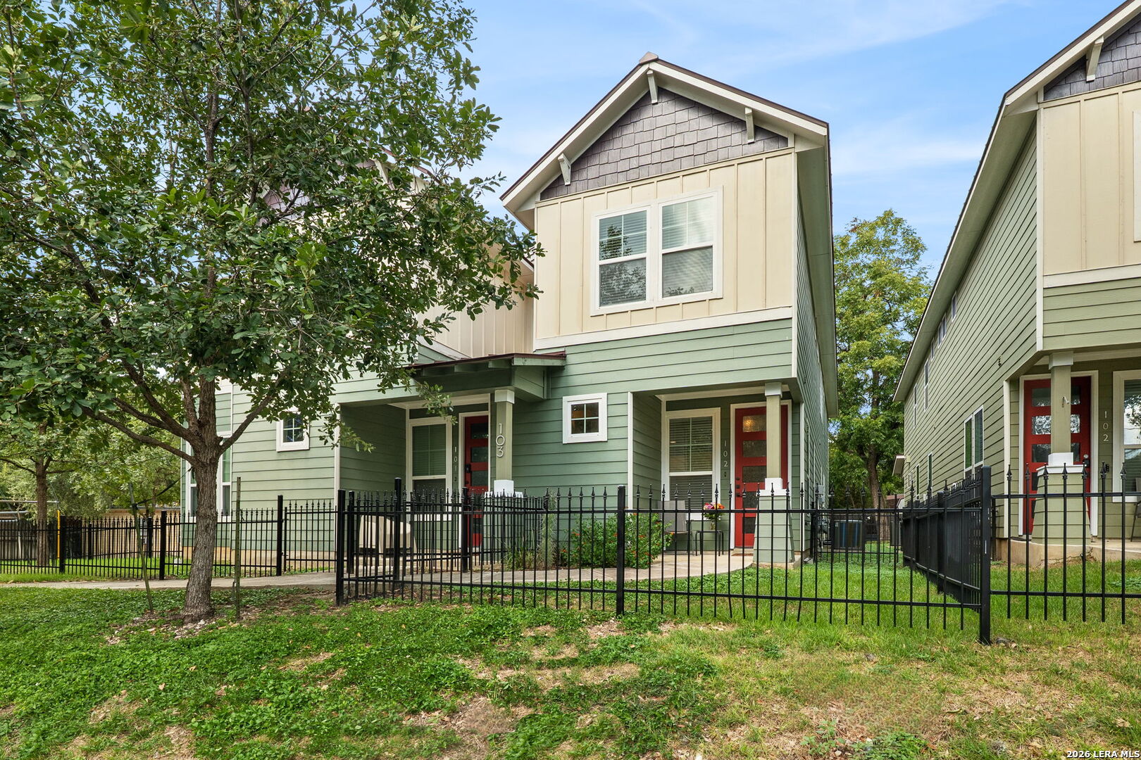 103 Claremont Unit: 102