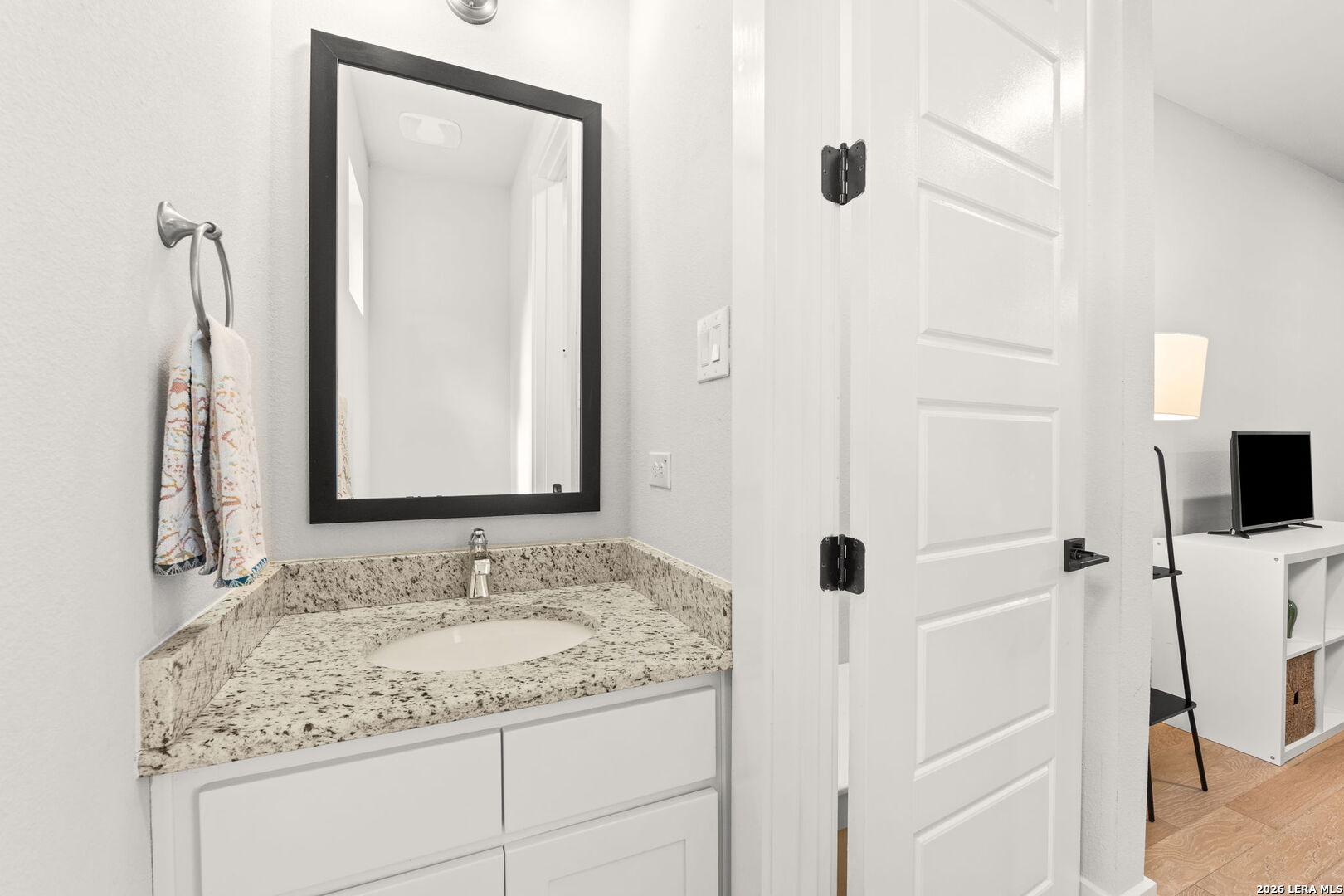 103 Claremont Unit: 102