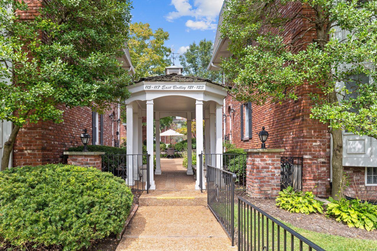 123 E Bodley Avenue Unit: 4C