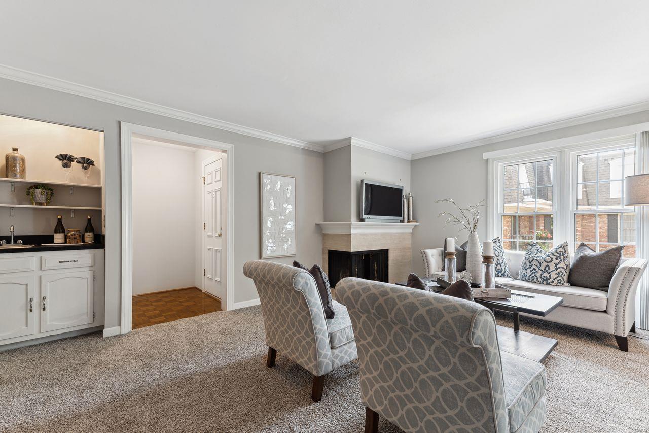 123 E Bodley Avenue Unit: 4C