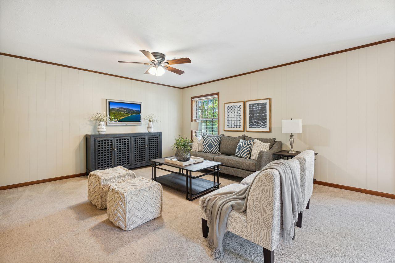 1345 Windsor Spring Court