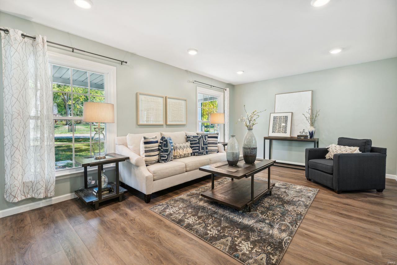 1345 Windsor Spring Court