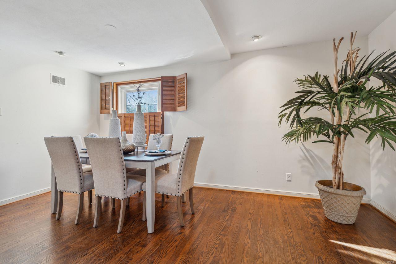 717 Cranbrook Drive