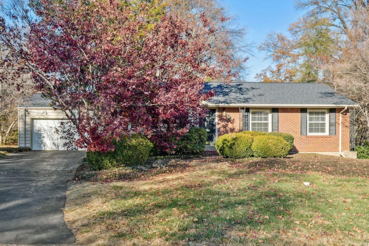 717 Cranbrook Drive