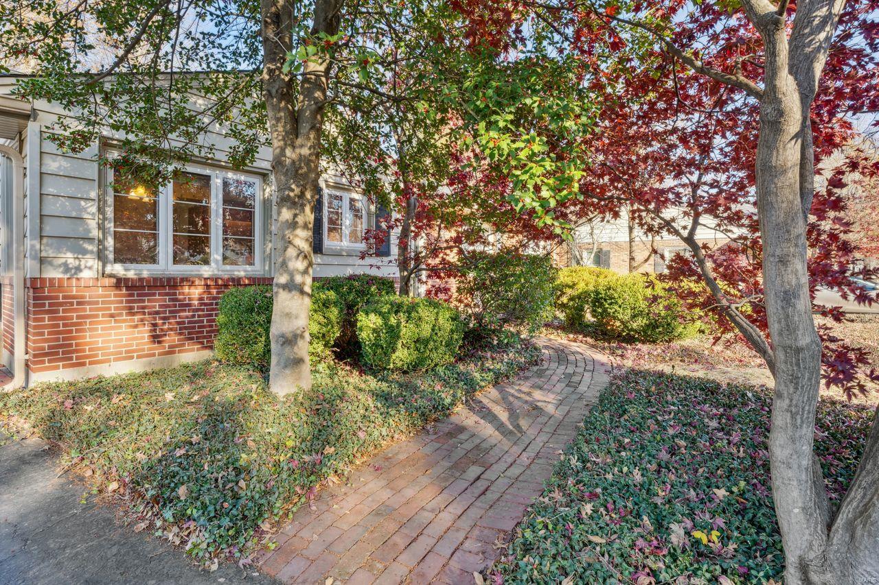 717 Cranbrook Drive