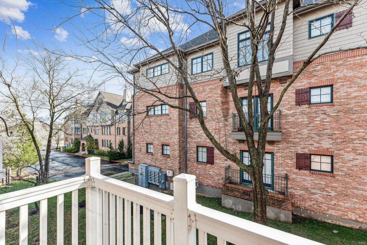 117 E Clinton Place Unit: 7