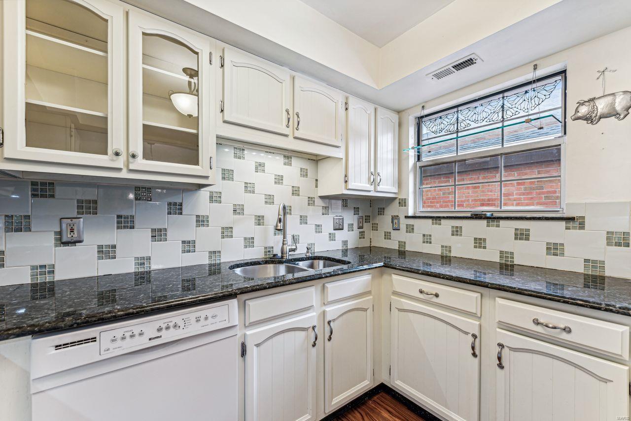 117 E Clinton Place Unit: 7