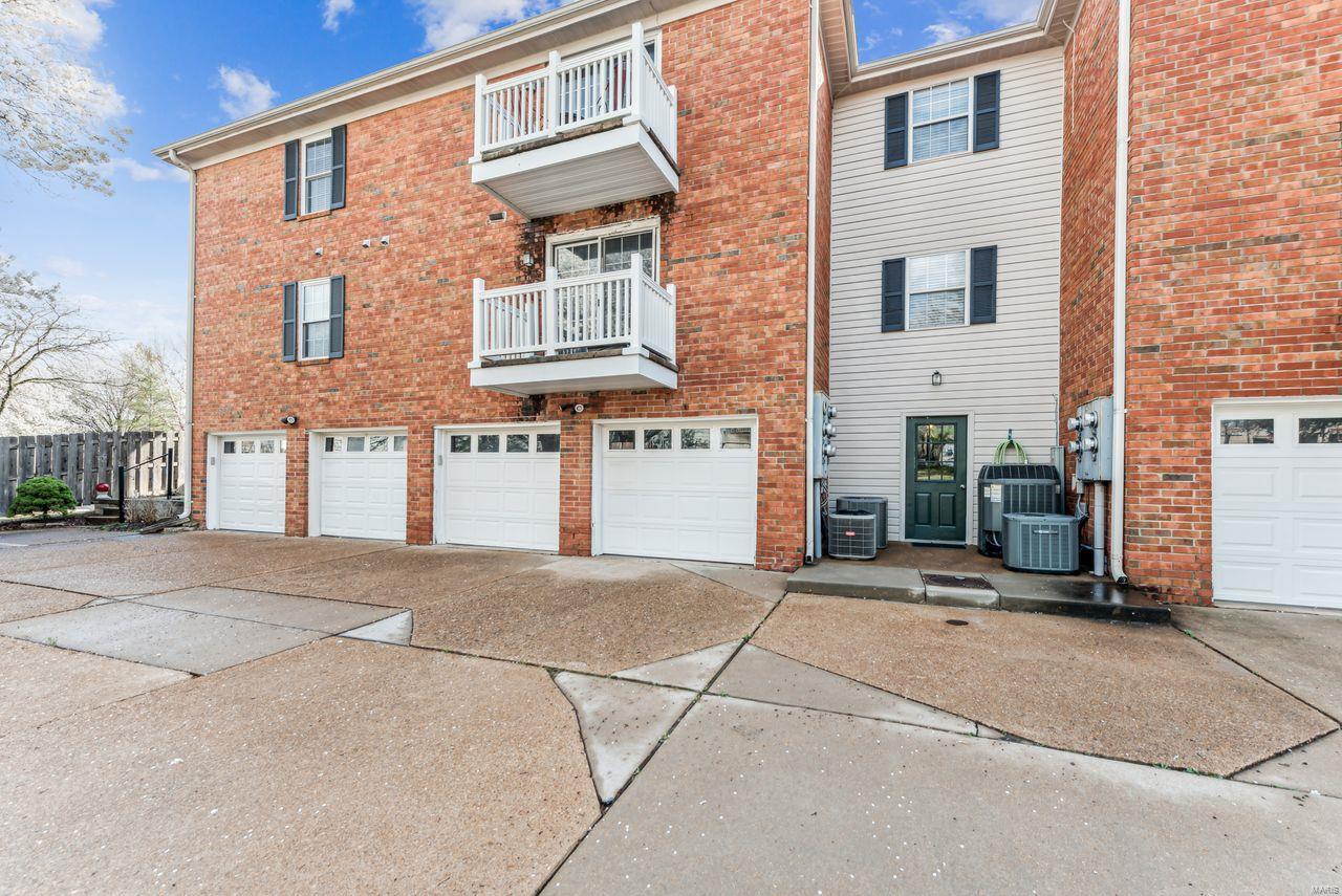 117 E Clinton Place Unit: 7