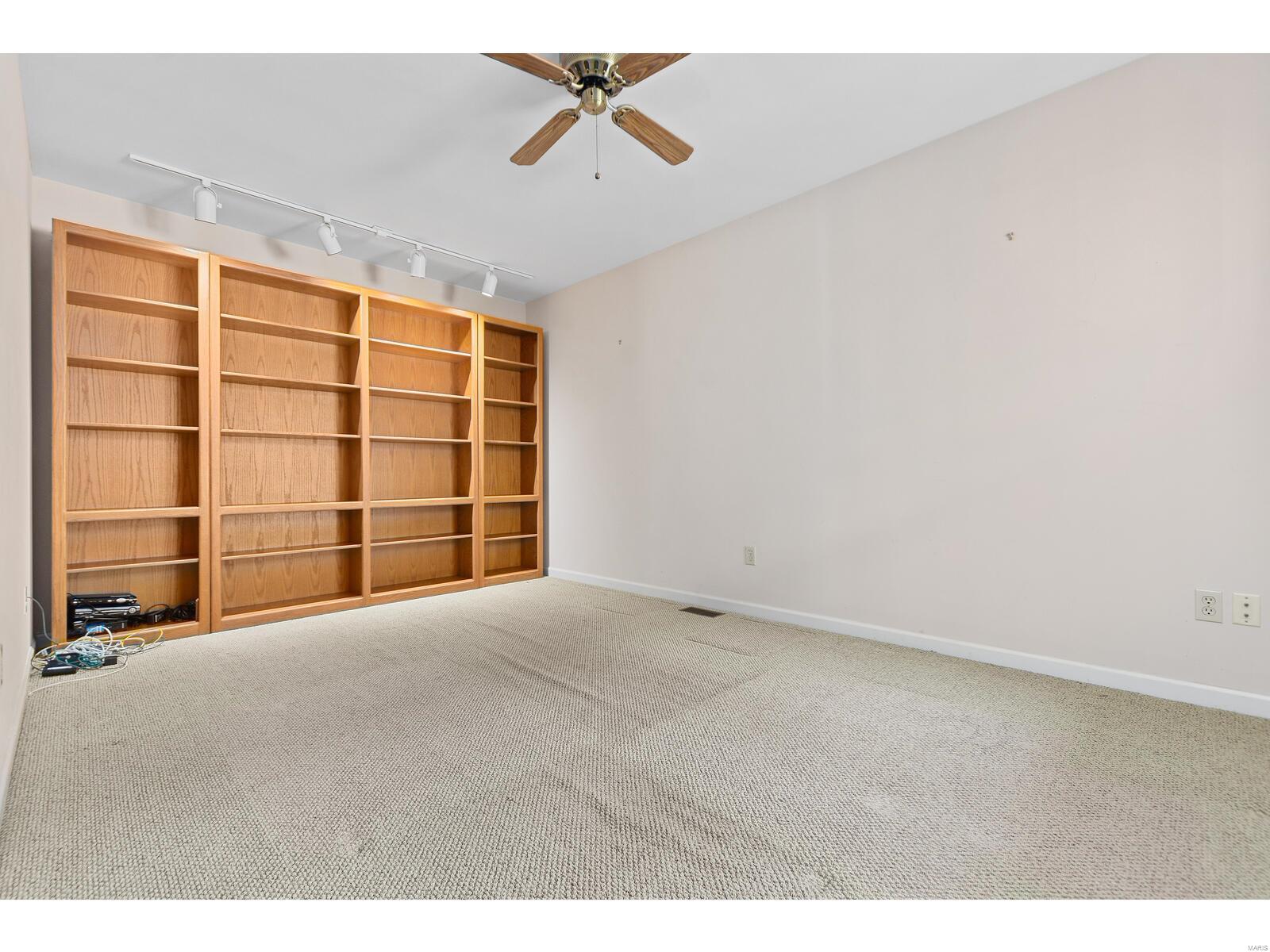 7424 Williamsburg Colonial Lane Unit: 1701