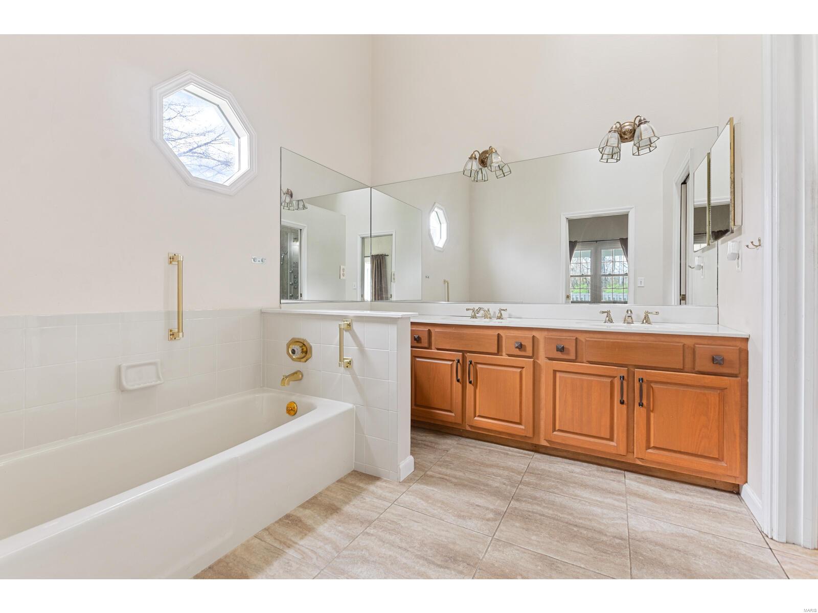 7424 Williamsburg Colonial Lane Unit: 1701
