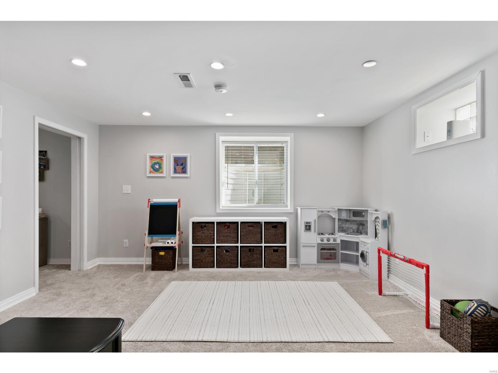 1109 Eastbrook Lane