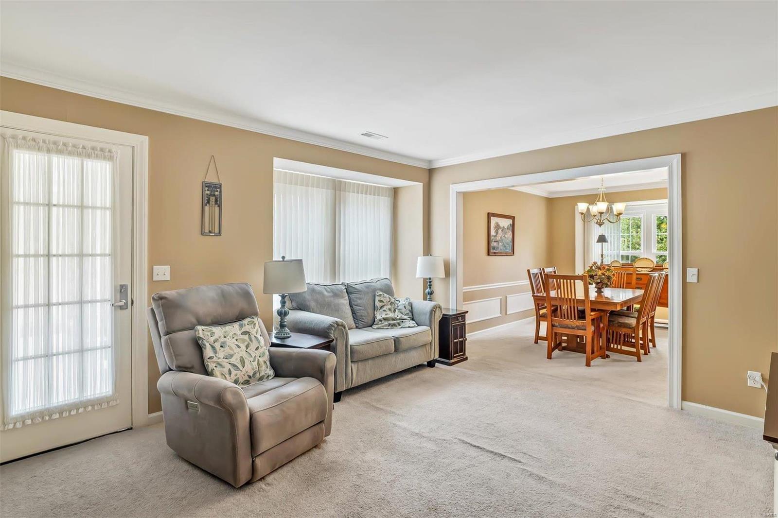 524 N Kirkwood Road Unit: 3B