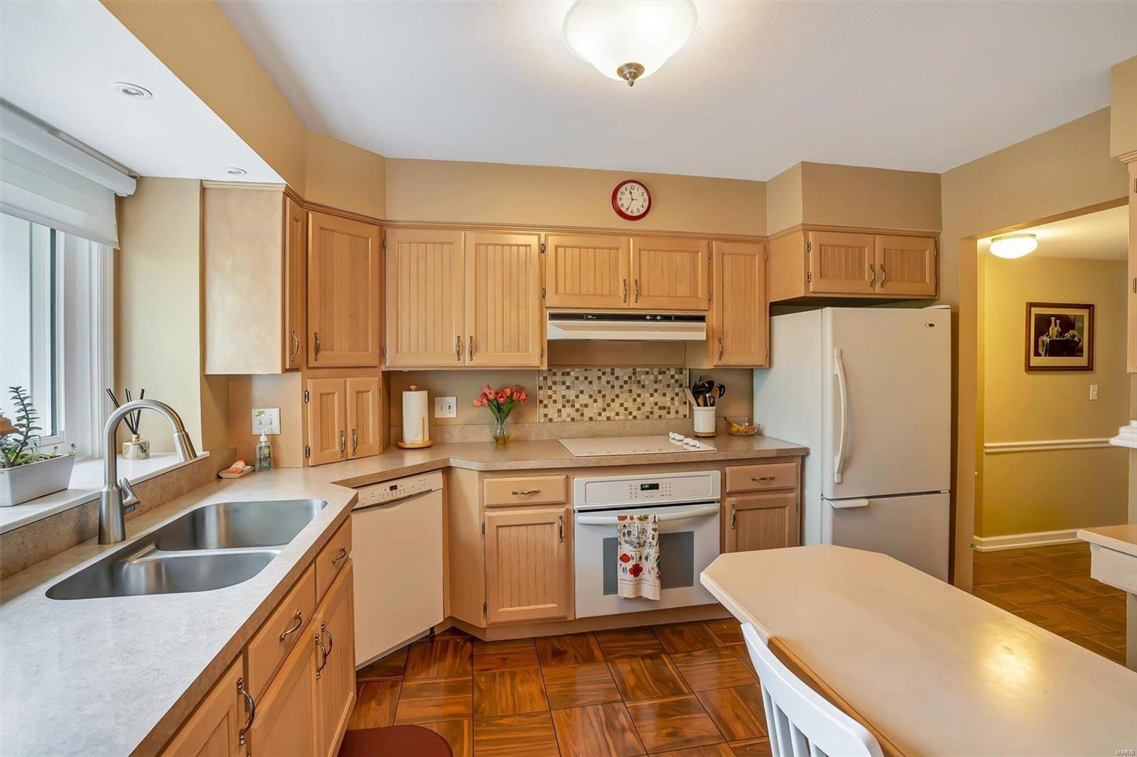 524 N Kirkwood Road Unit: 3B