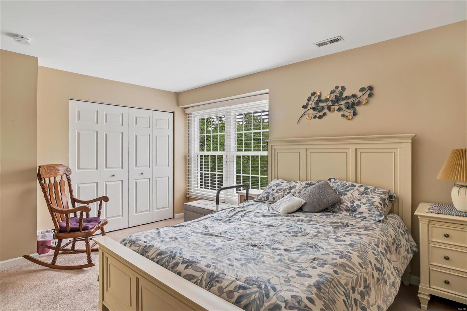 524 N Kirkwood Road Unit: 3B