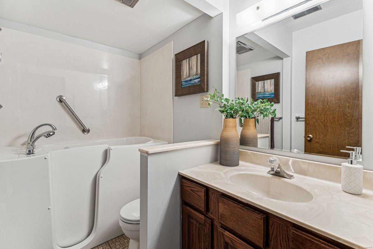 453 S Clay Avenue Unit: A