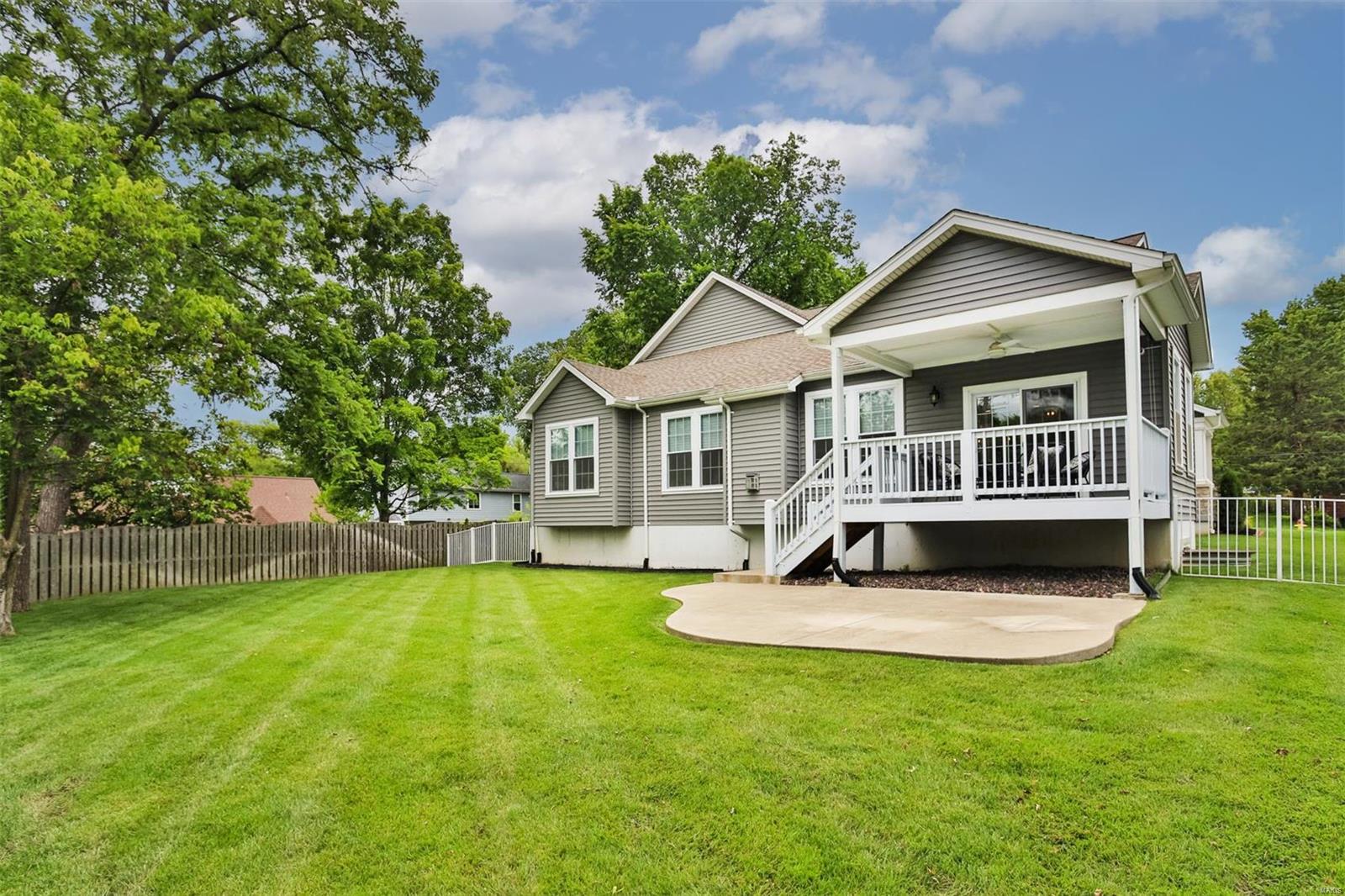 215 Reedway Lane