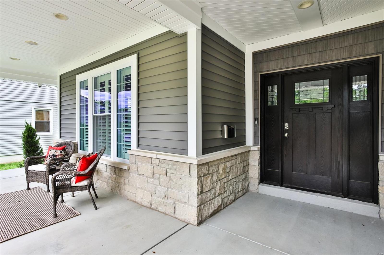215 Reedway Lane