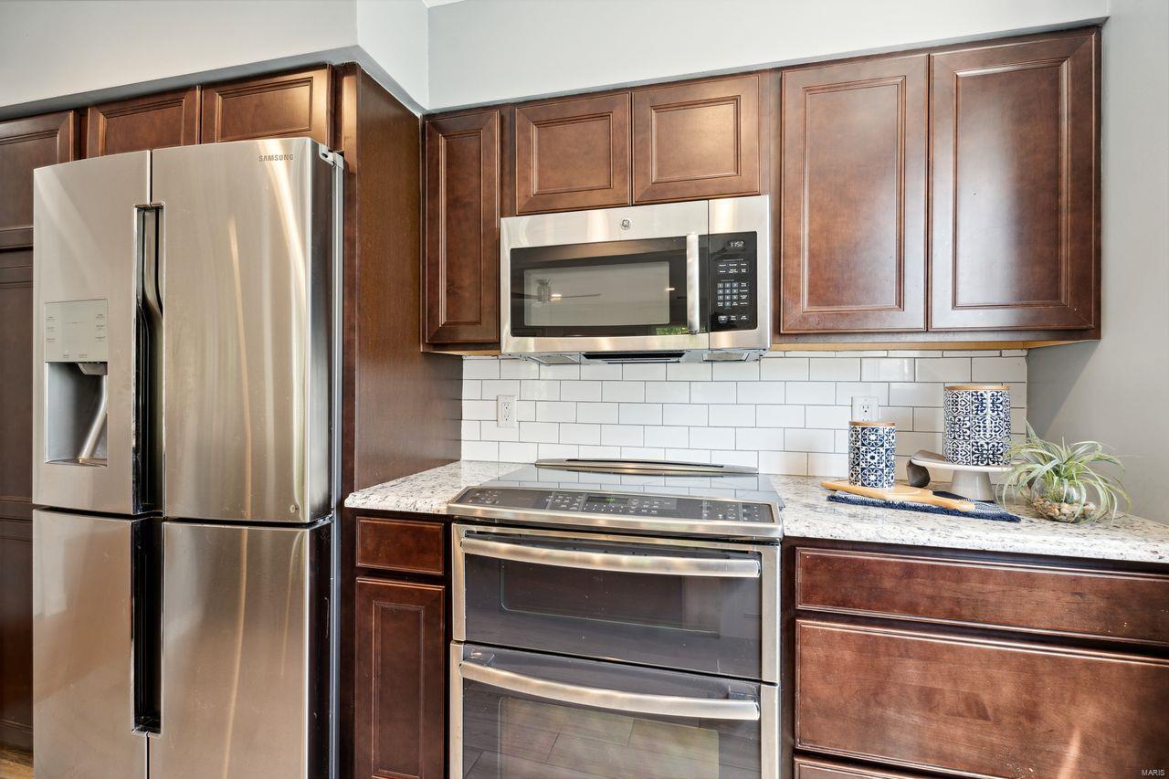 215 E Washington Avenue Unit: 3E