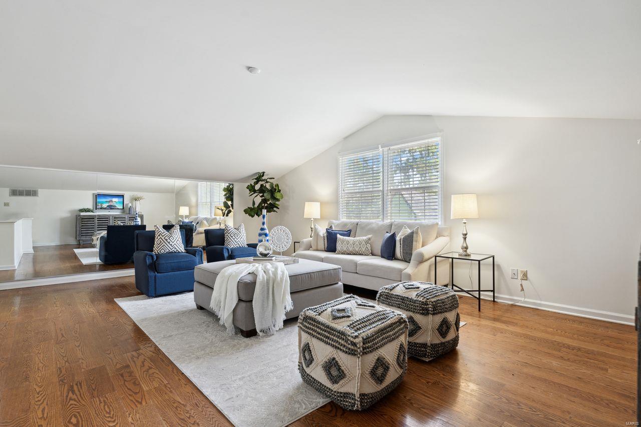 215 E Washington Avenue Unit: 3E