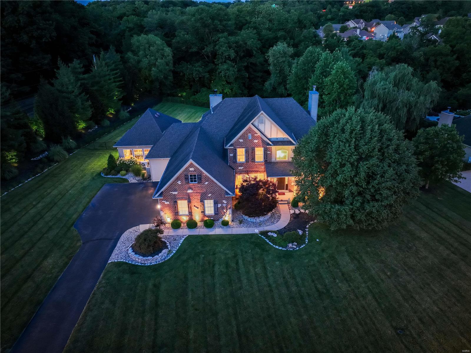 9800 Grandview Estates Drive