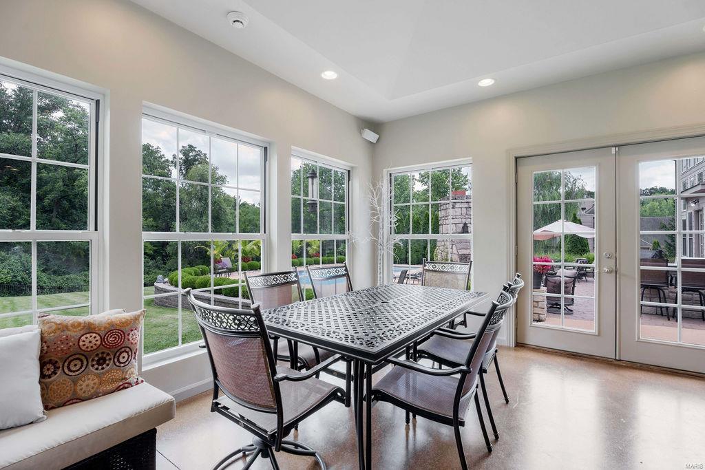 9800 Grandview Estates Drive