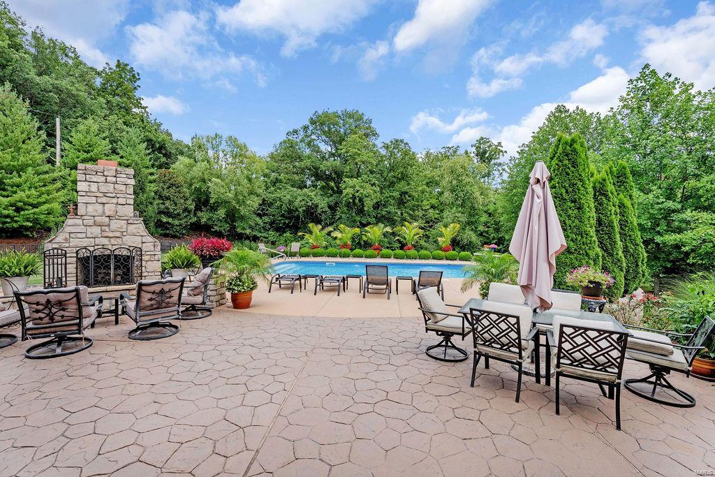 9800 Grandview Estates Drive