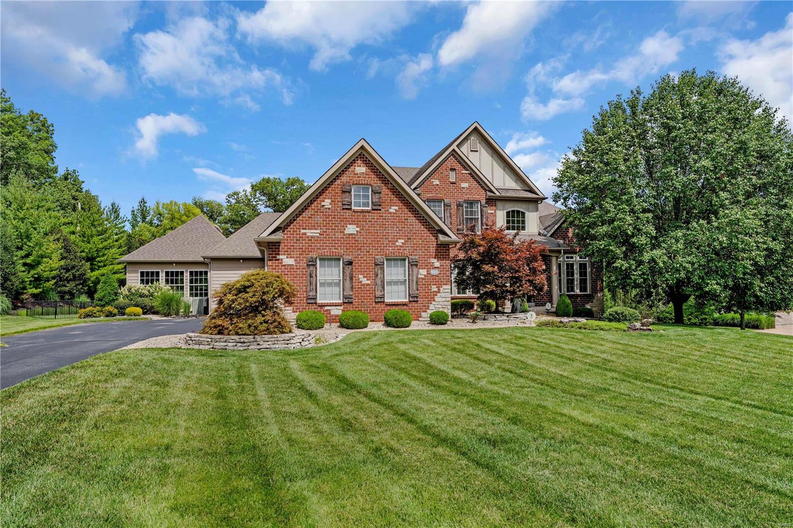 9800 Grandview Estates Drive