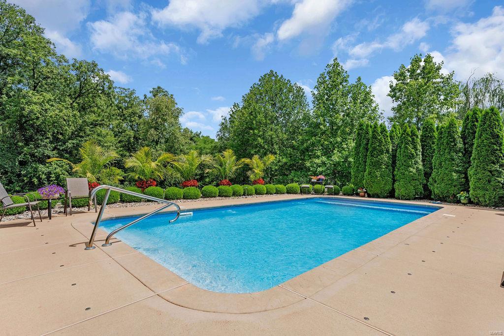 9800 Grandview Estates Drive