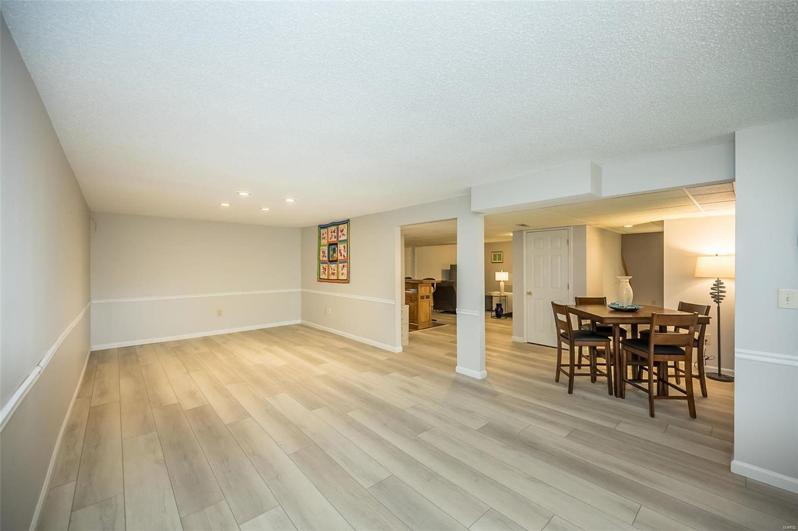 6 Redstart Court