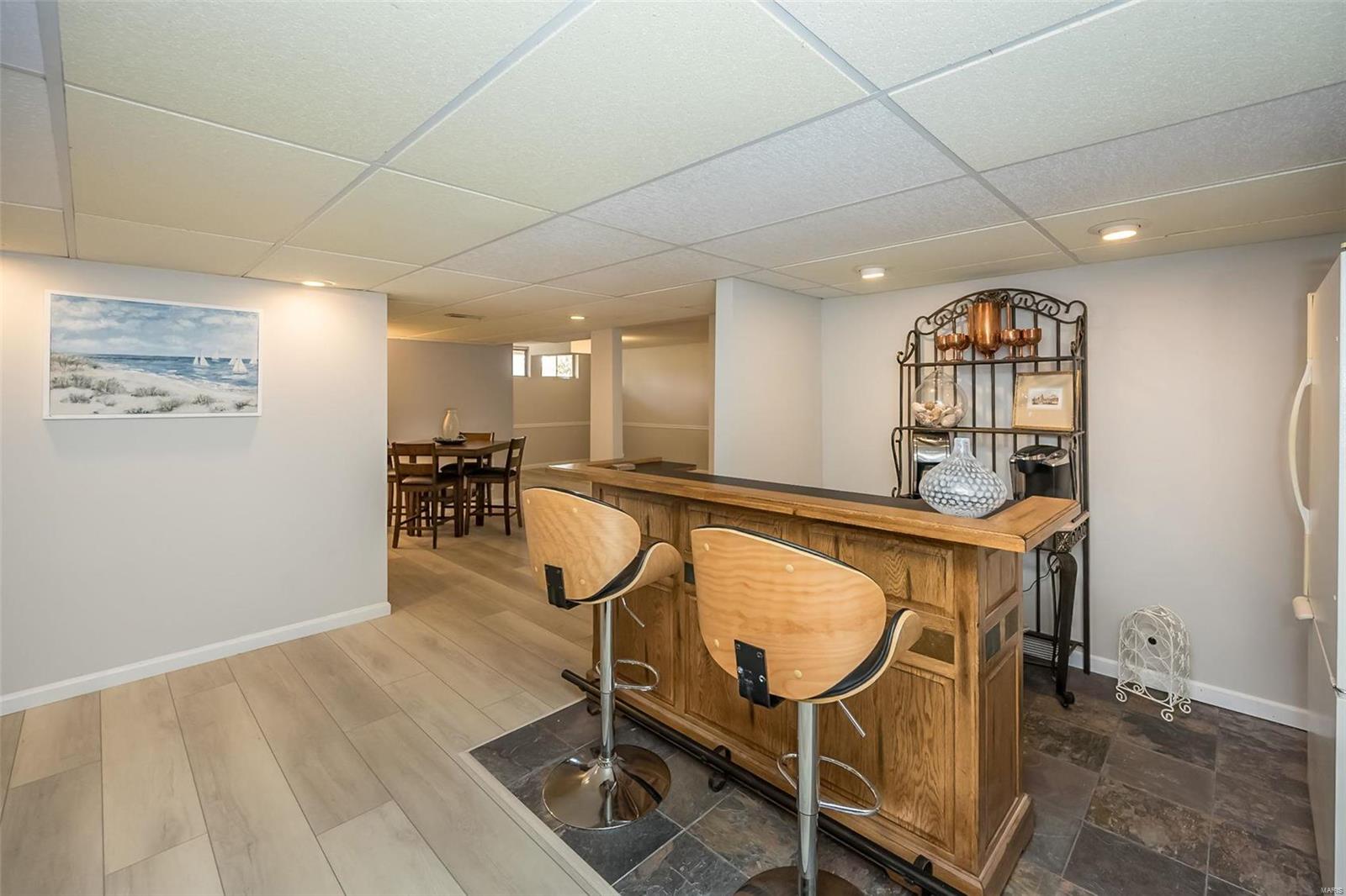6 Redstart Court