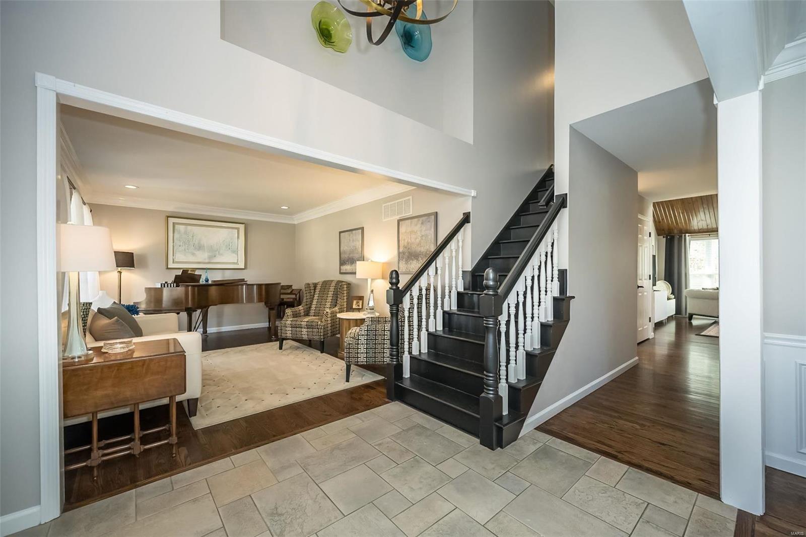 6 Redstart Court