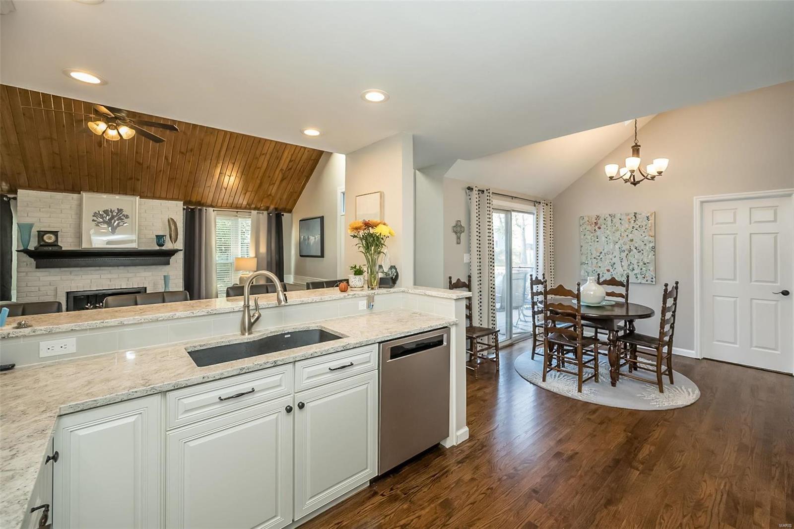 6 Redstart Court