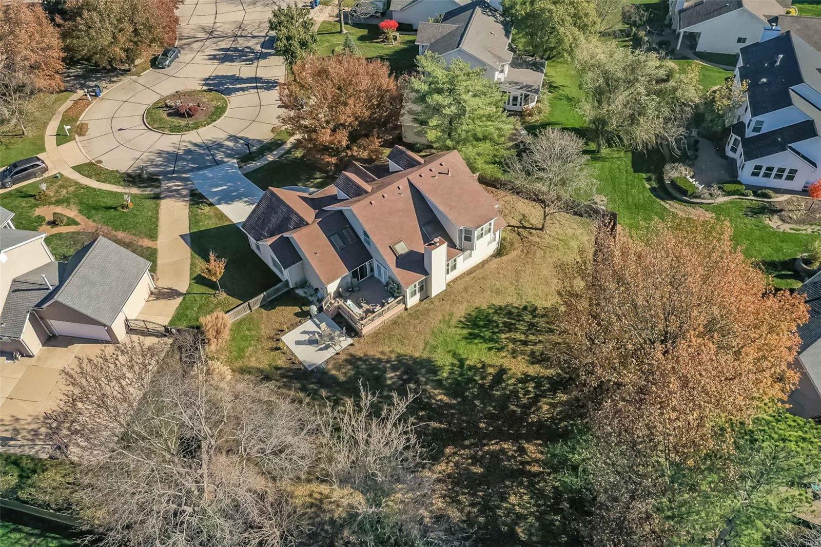 6 Redstart Court